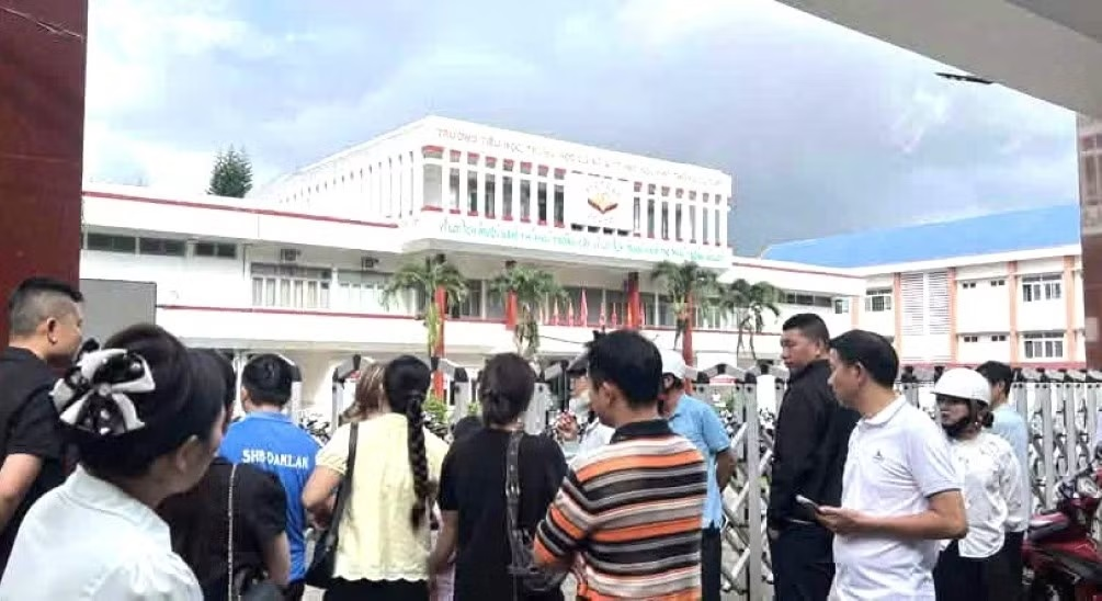 Họp phụ huynh không thể “giờ cao su”